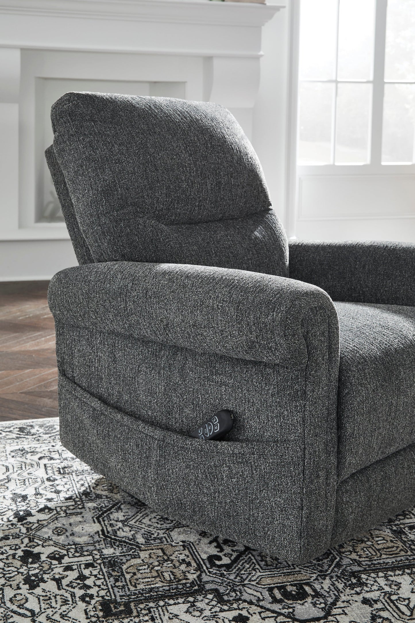 Ashley 1790312 - Power Lift Recliner (Heat/Massage)