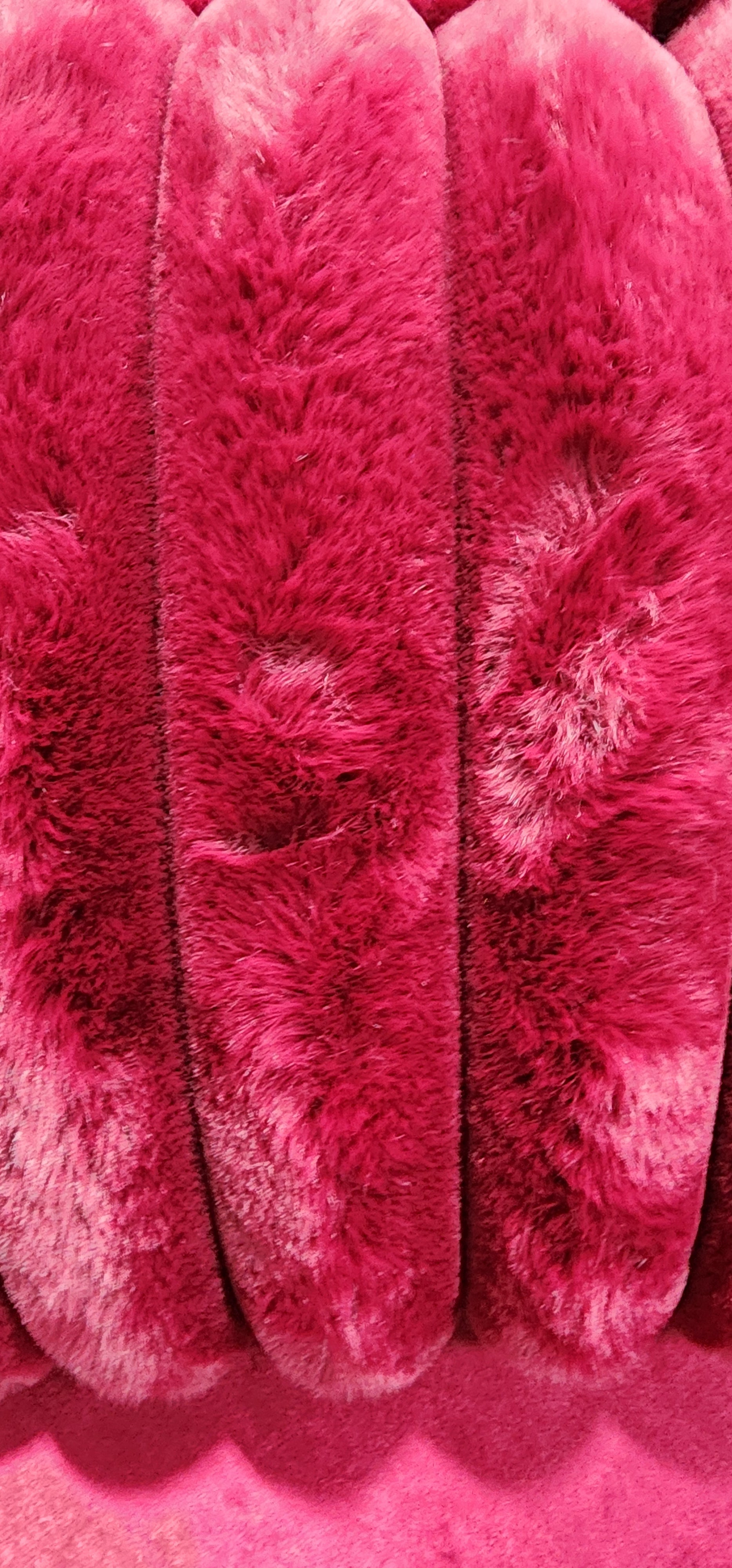 S325 Kora (Fuchsia)