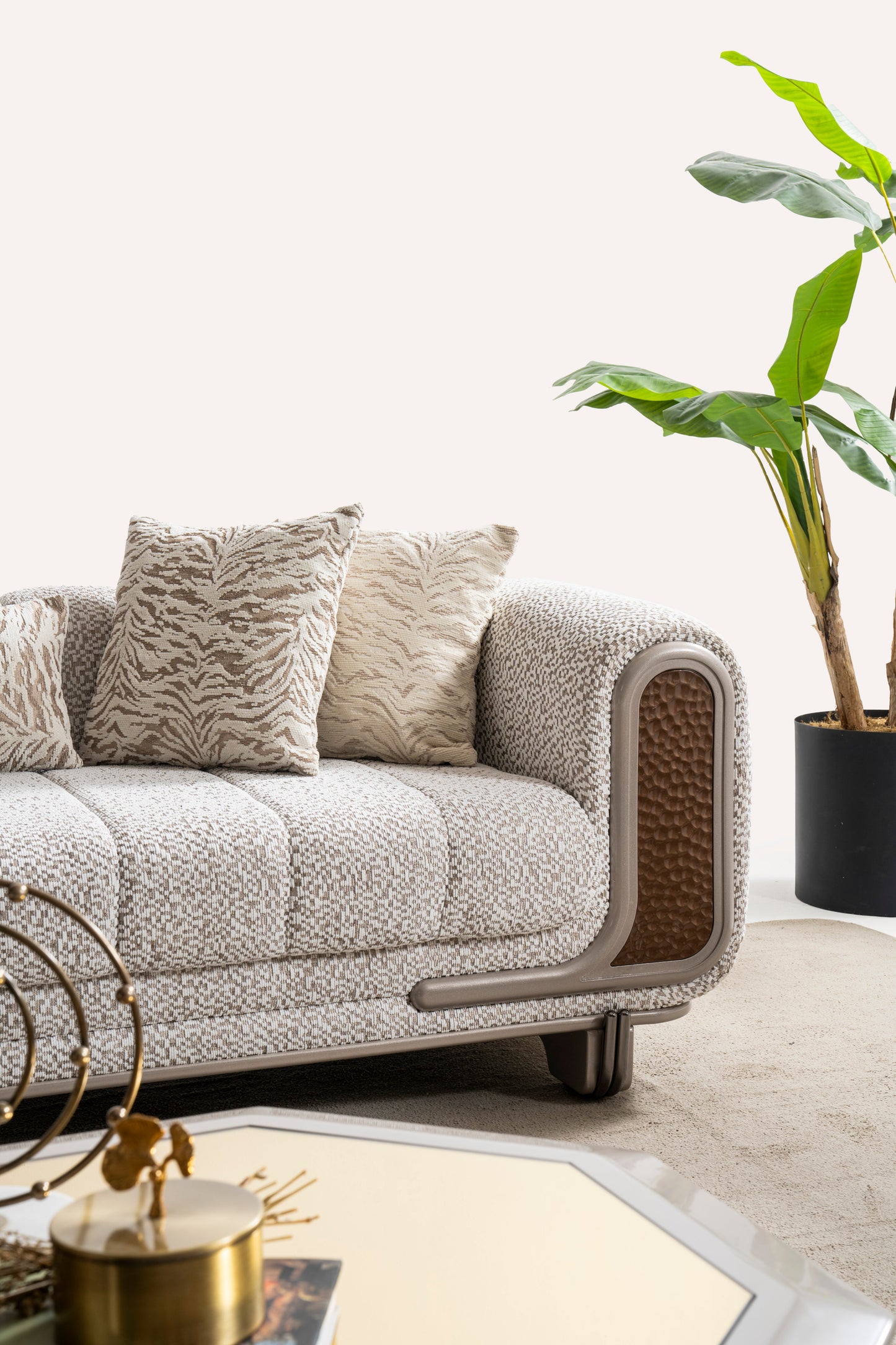 Lora Collection