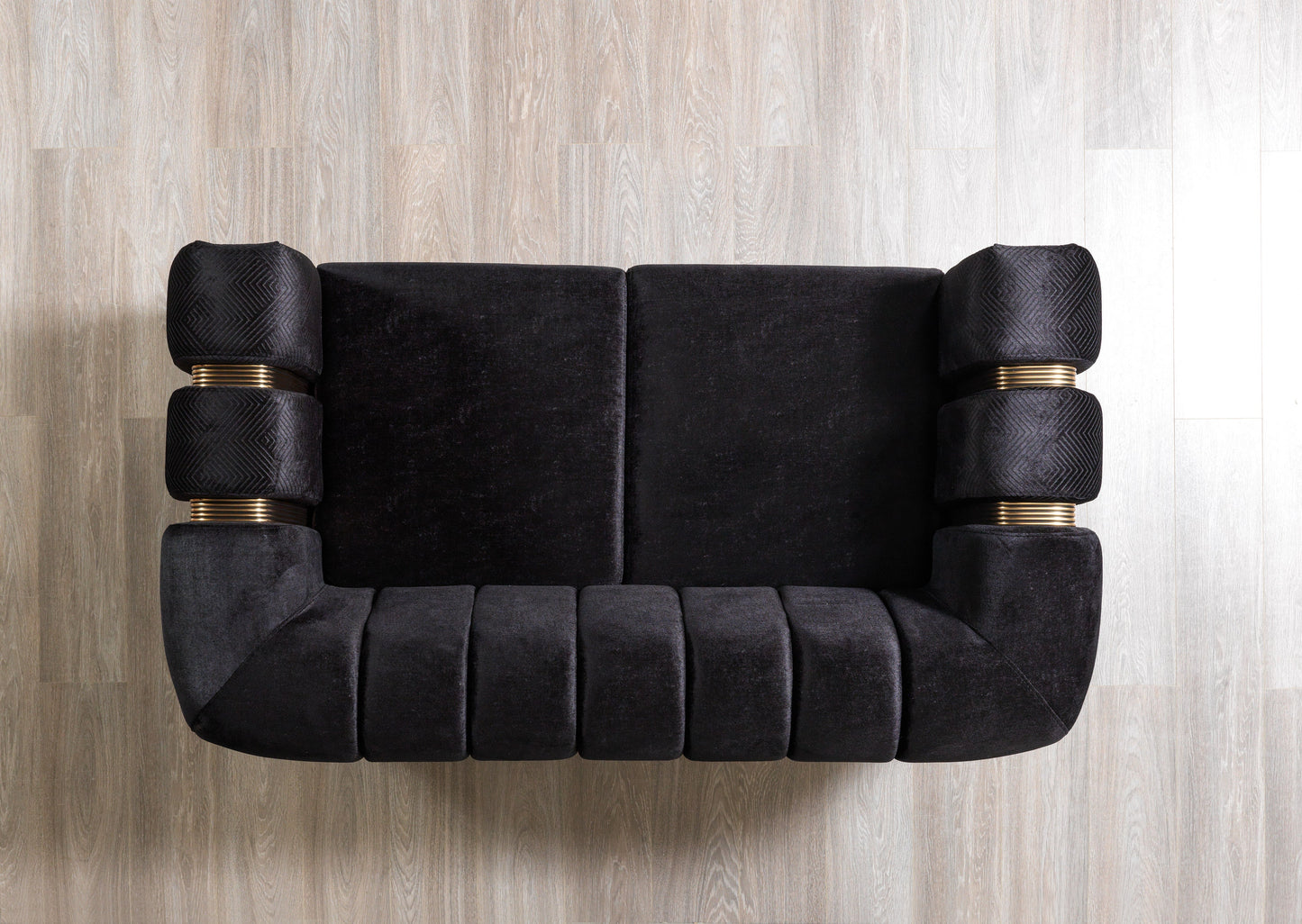 Santana Black Velvet Loveseat