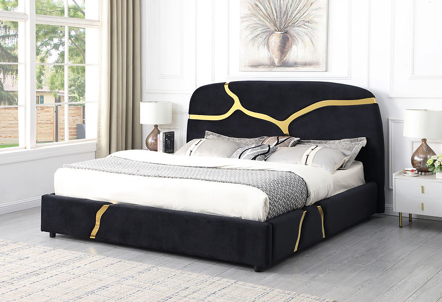 B838 Milan (Black)