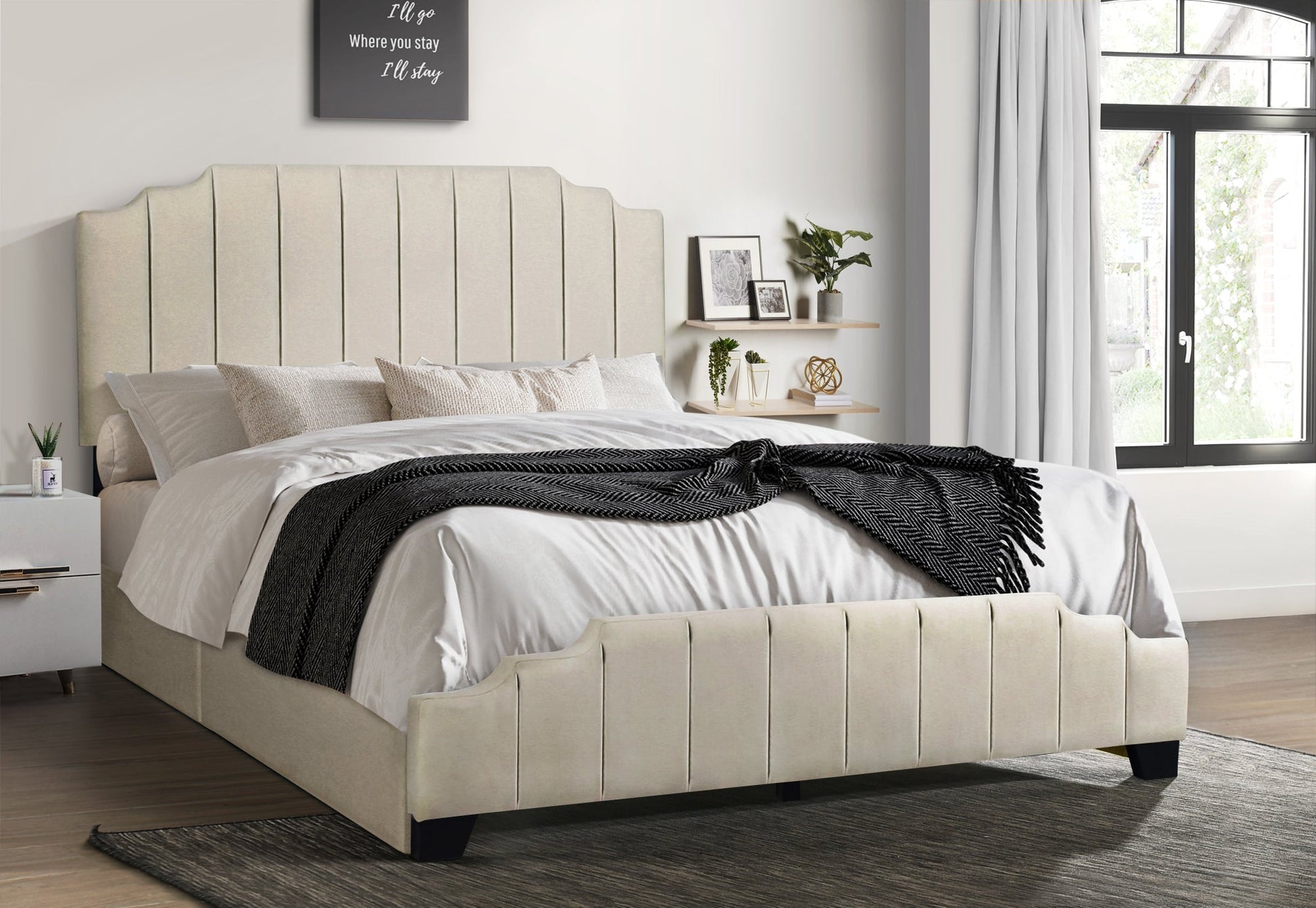HH975 Platform Bed - Queen (1 LEFT)
