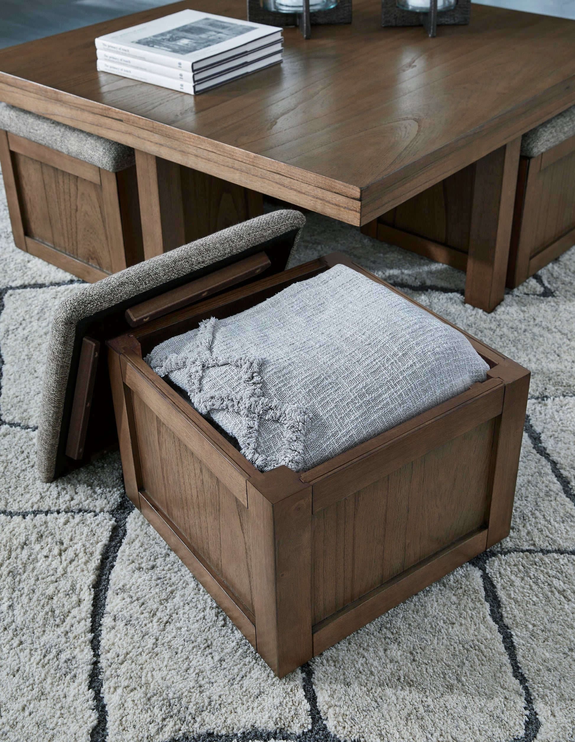 T738-20 Cocktail Table w/Stools (ETA: 6/2)