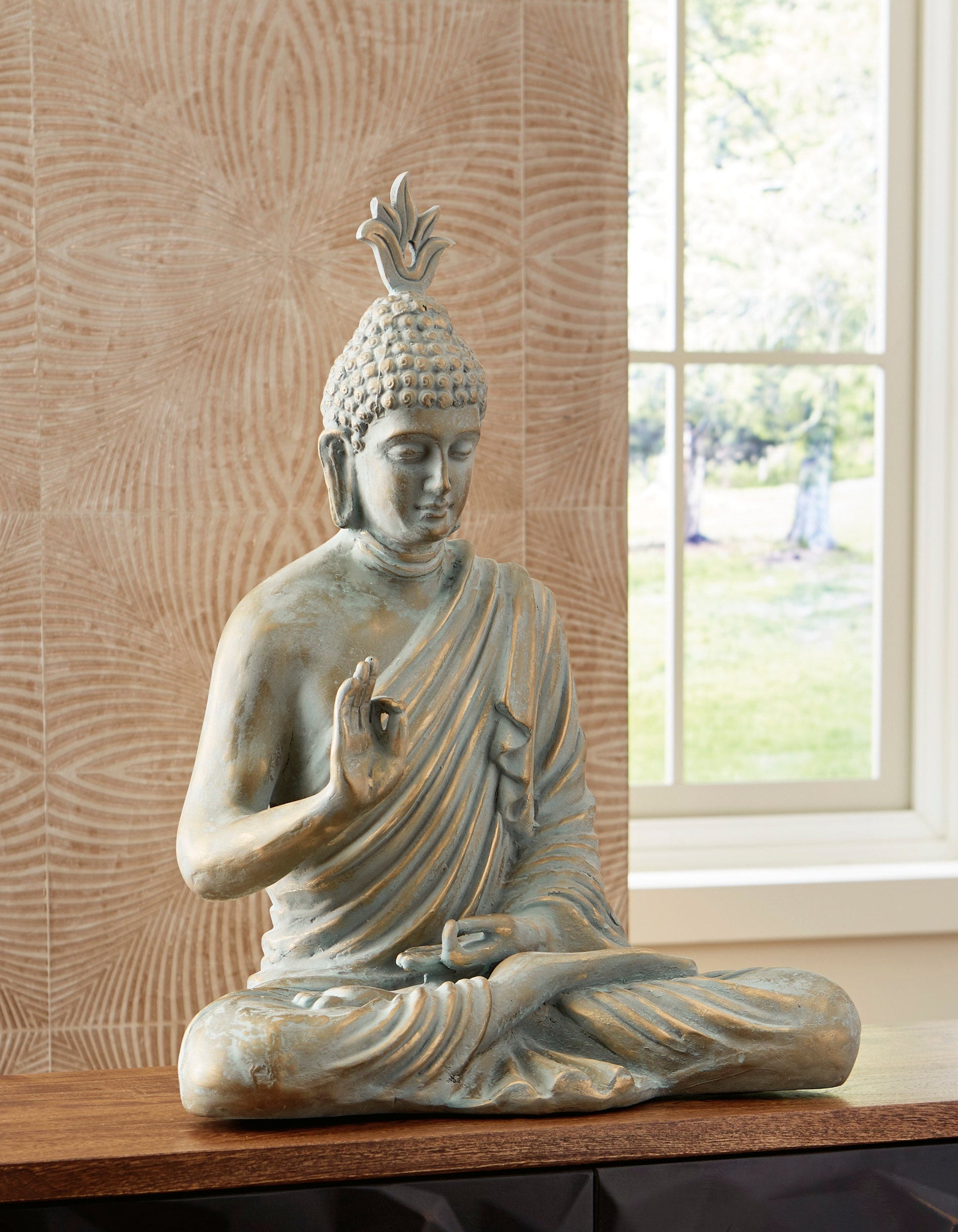 A2000678 Sculpture