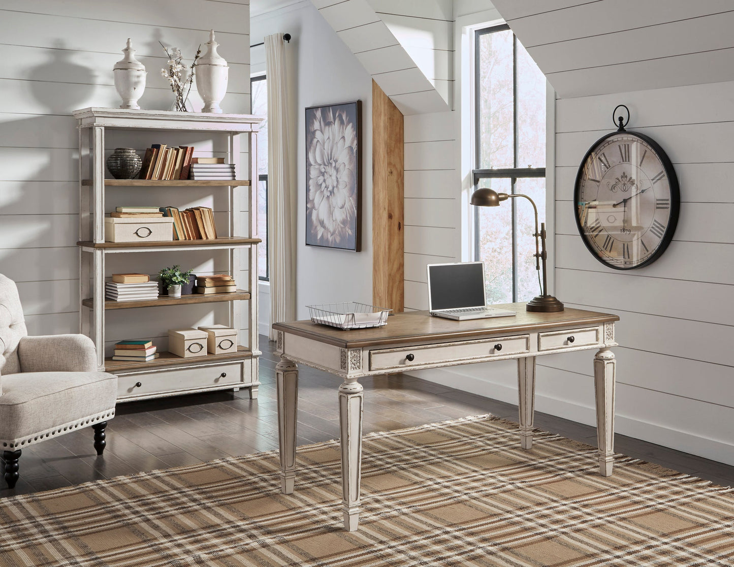 H743-34 - Office Desk (USB/AC POWER) (ETA: 6/9)