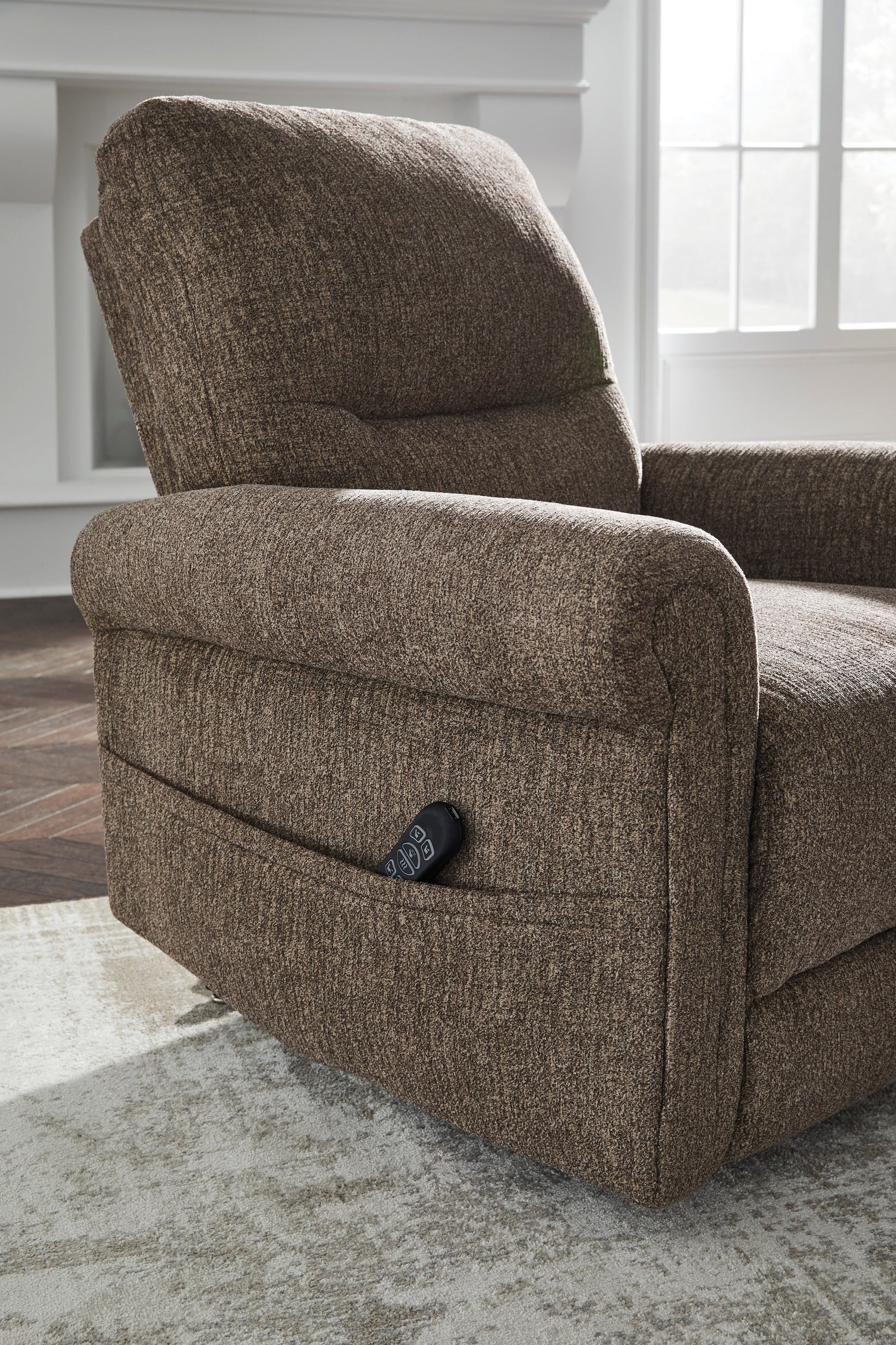 Ashley 1790212 Power Lift Chair (Heat/Massage)