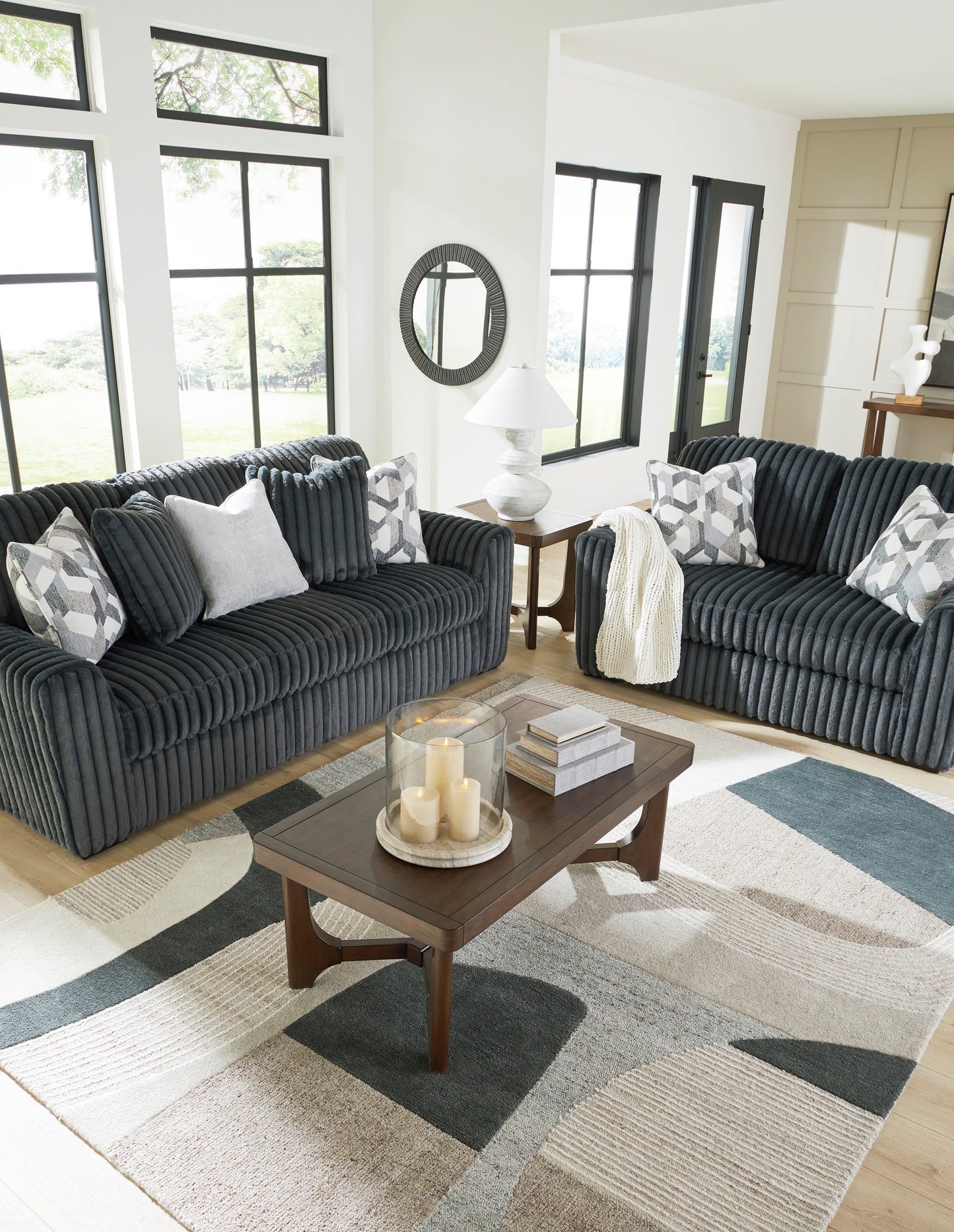 Ashley 981-05 - Sofa & Loveseat **NEW ARRIVAL**