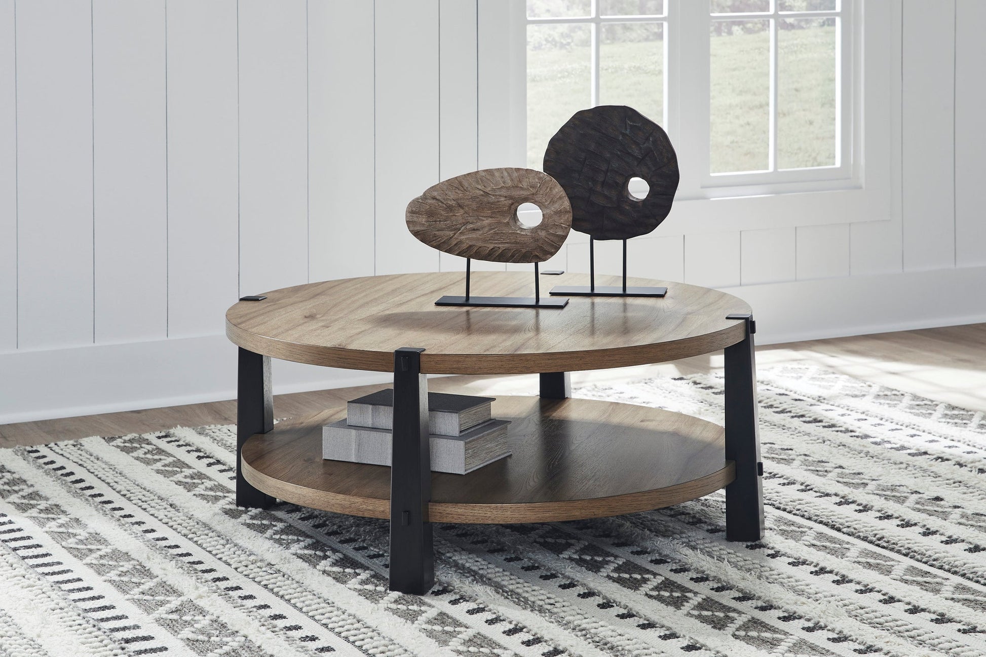 T518-8 - Cocktail Table **NEW ARRIVAL**