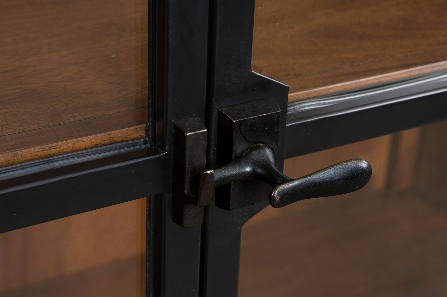 D824-476 - Display Cabinet **COMING SOON** (ETA 6/5)